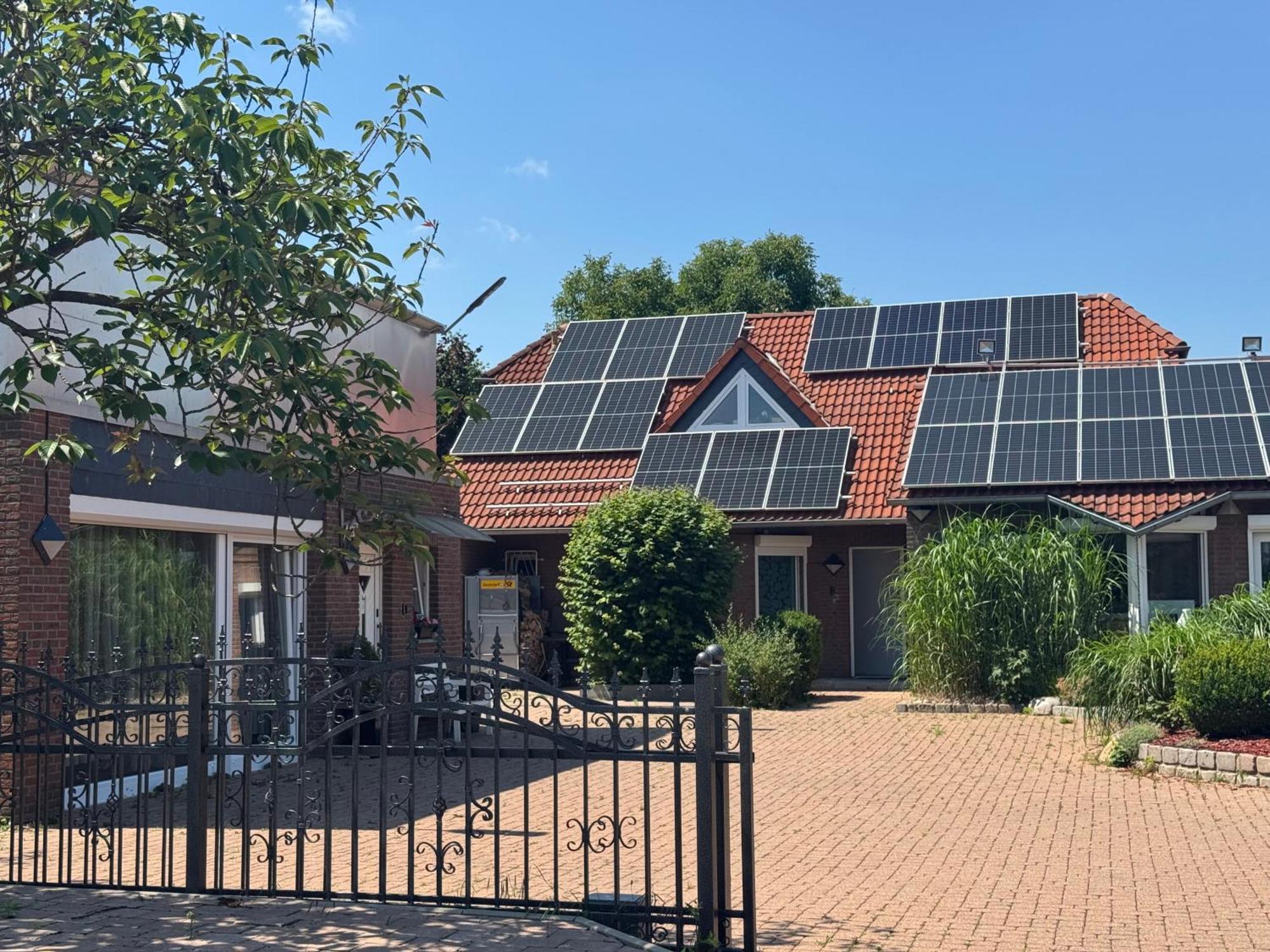 Modern House Gehrden Auf 2 Etagen, Nice Garten, Barbecue, Contactless Check-In, Free Parking מראה חיצוני תמונה