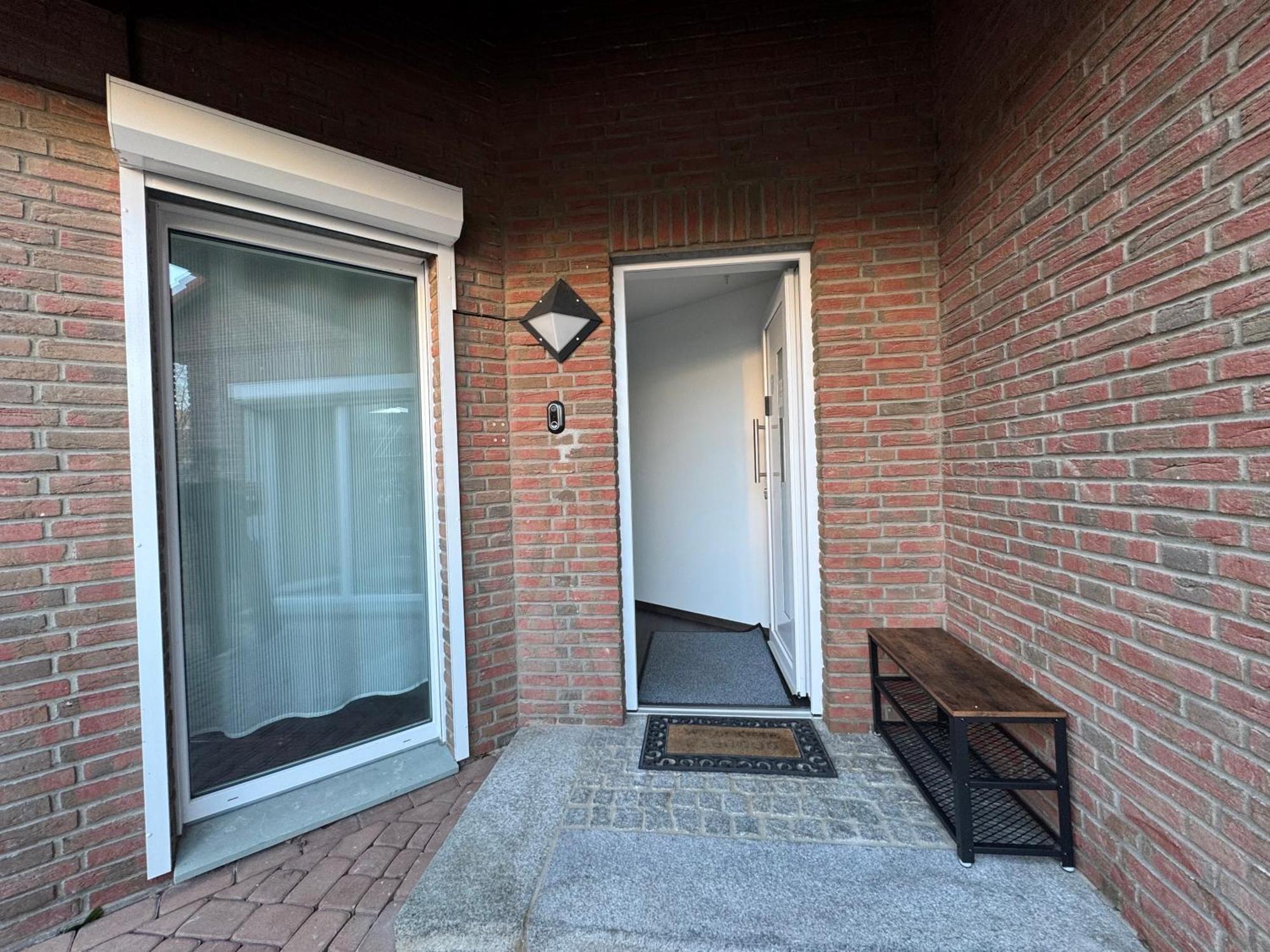 Modern House Gehrden Auf 2 Etagen, Nice Garten, Barbecue, Contactless Check-In, Free Parking מראה חיצוני תמונה